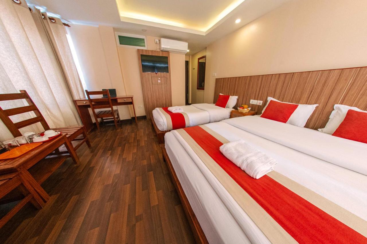 Hotel Chhimeki Katmandu Eksteriør billede