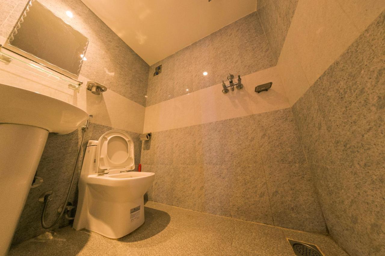 Hotel Chhimeki Katmandu Eksteriør billede