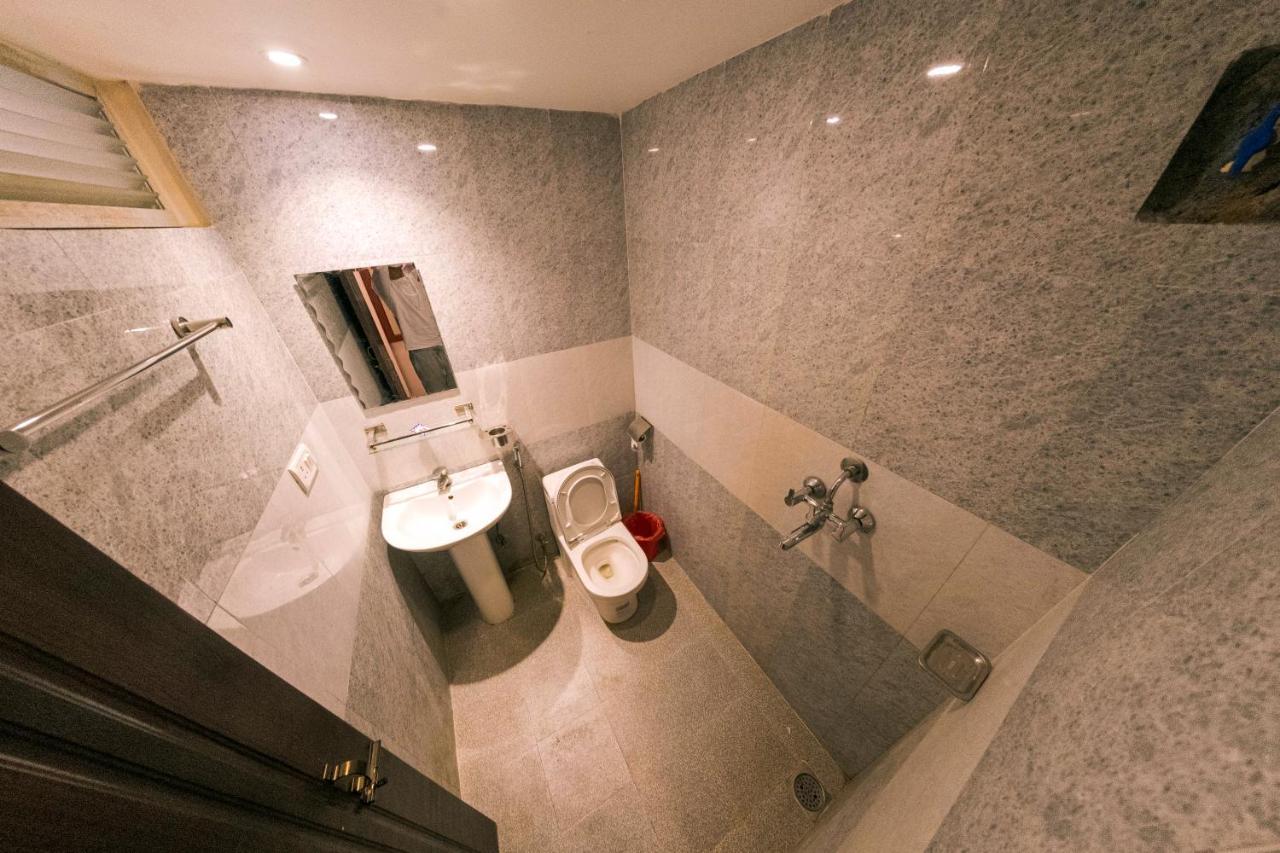 Hotel Chhimeki Katmandu Eksteriør billede