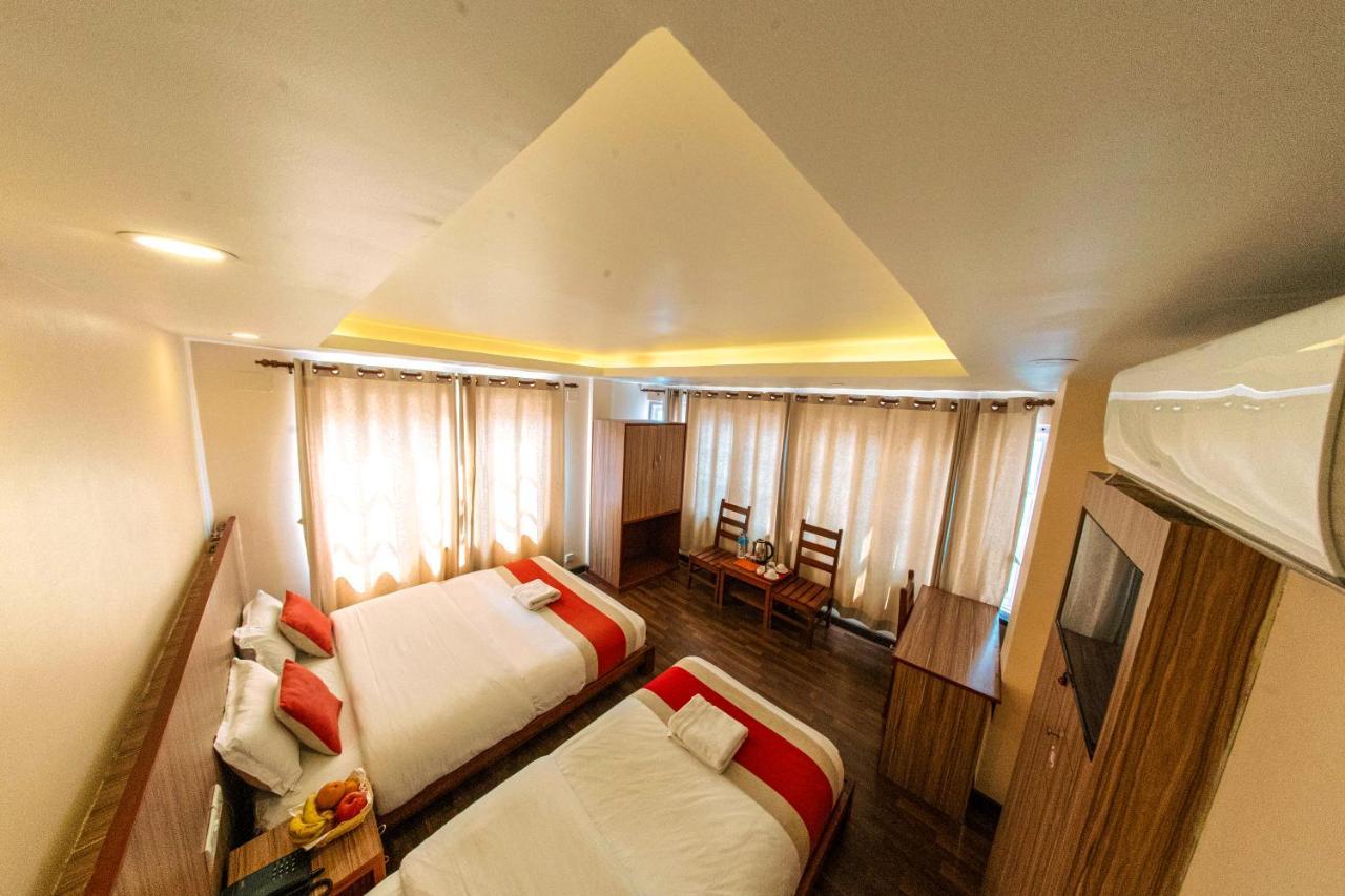 Hotel Chhimeki Katmandu Eksteriør billede