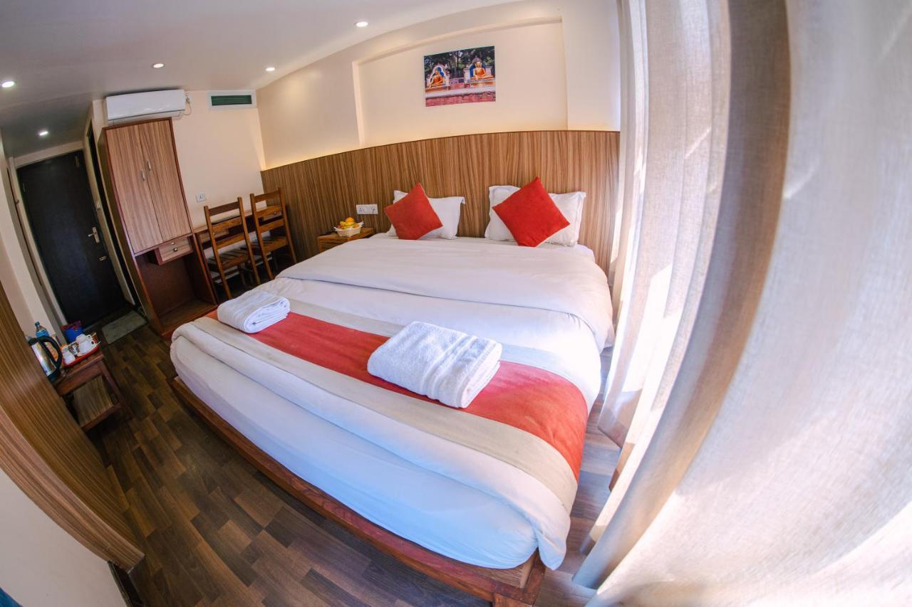 Hotel Chhimeki Katmandu Eksteriør billede