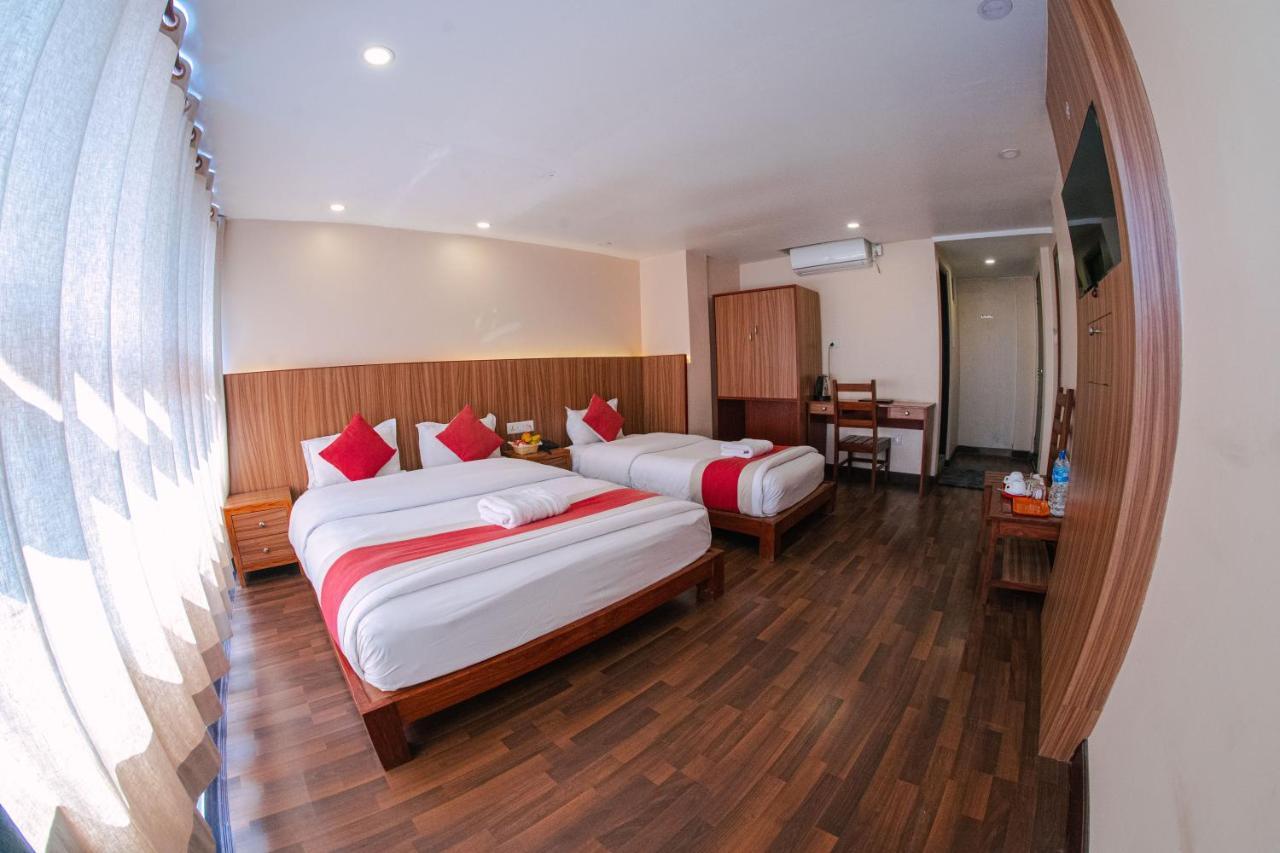Hotel Chhimeki Katmandu Eksteriør billede